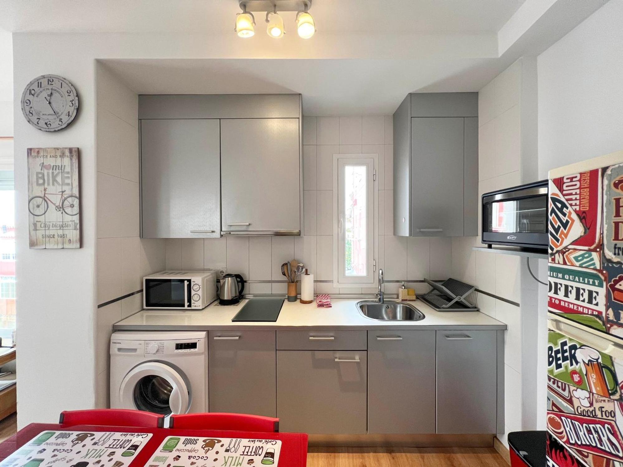Barcelo 30, Terrace, Center, Garage On Request, Quite Neighborhood, Ba Apartment Malaga Luaran gambar